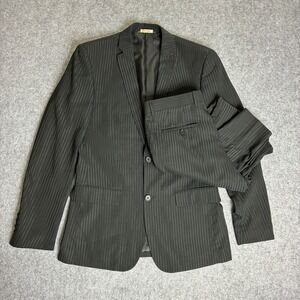 Vitarelli Italy Mens Size 36R  Black Pinstripe Two Button Suit 2PC Set Blazer